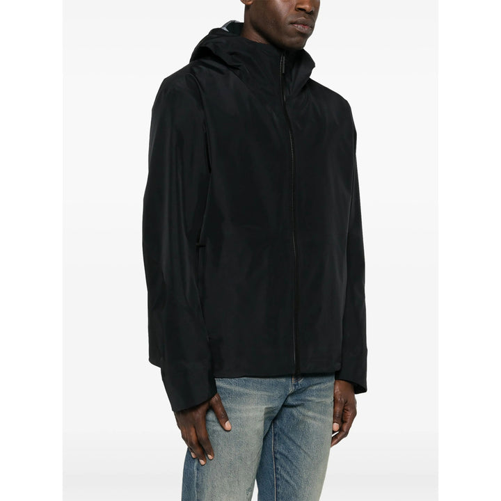 Veilance Outerwears - Black | b19c5dbd8f299e74ff76d1f728520b6f74f03da4