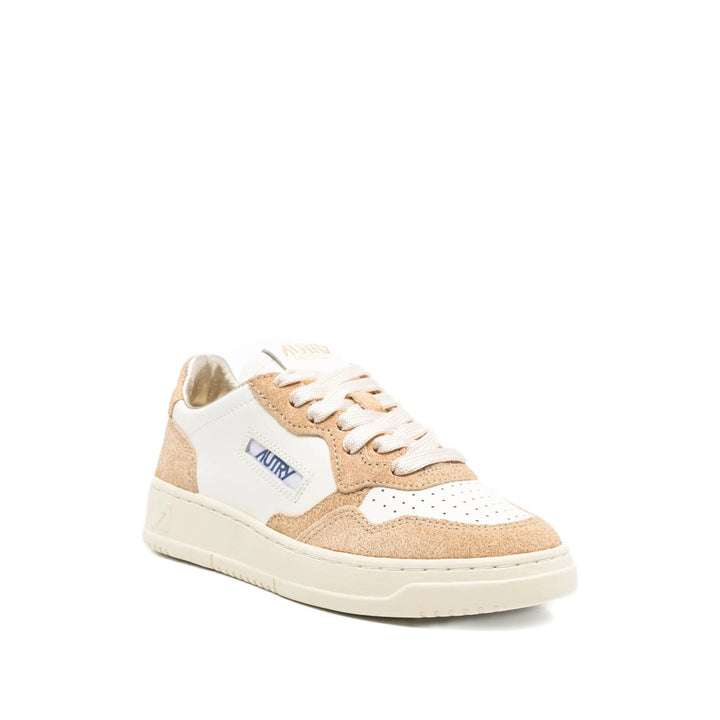 Autry Sneakers - Neutral | 29a51965fd8f341627d62273dcb26bd917e03656