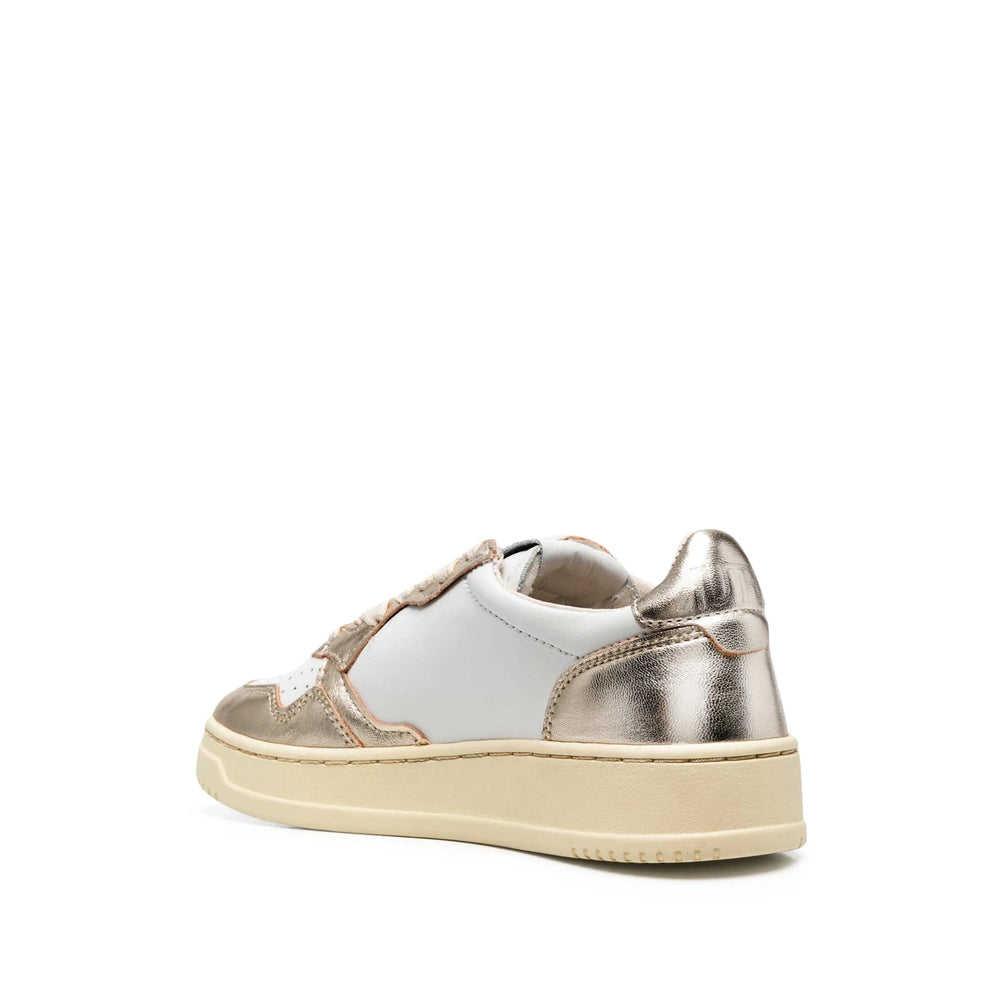 Autry Sneakers - White, Gold | 2b49caa0254dc821709651ccdc7be35df8cc4b27