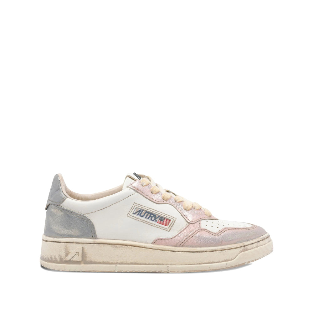 Autry Sneakers - White, Pink | 67bc9b0618298438a84a85d1977971a11000d181