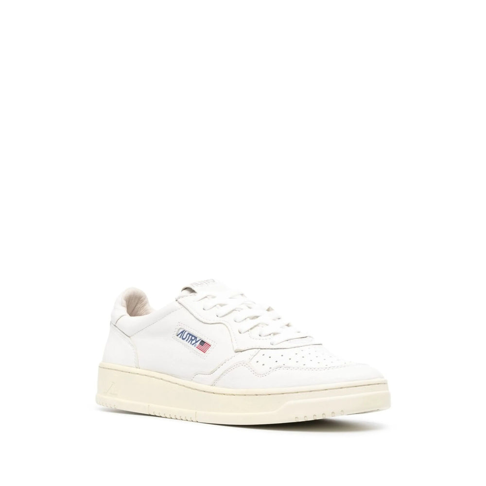 Autry Sneakers - White | 3134450f67c0fa1a8be0062f04756e342bf7ad21
