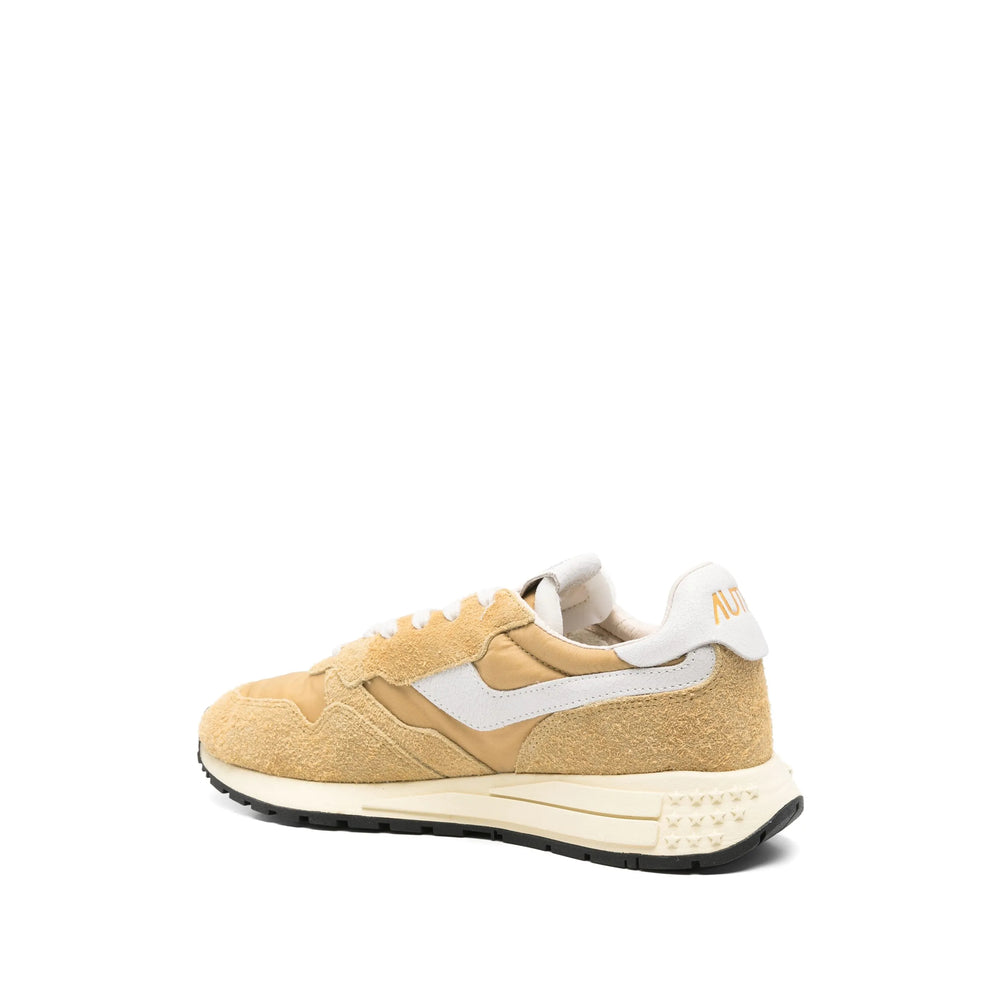 Autry Sneakers - Neutral, White | 245e9e5c3d95b496de2265b95609713ee48525f7