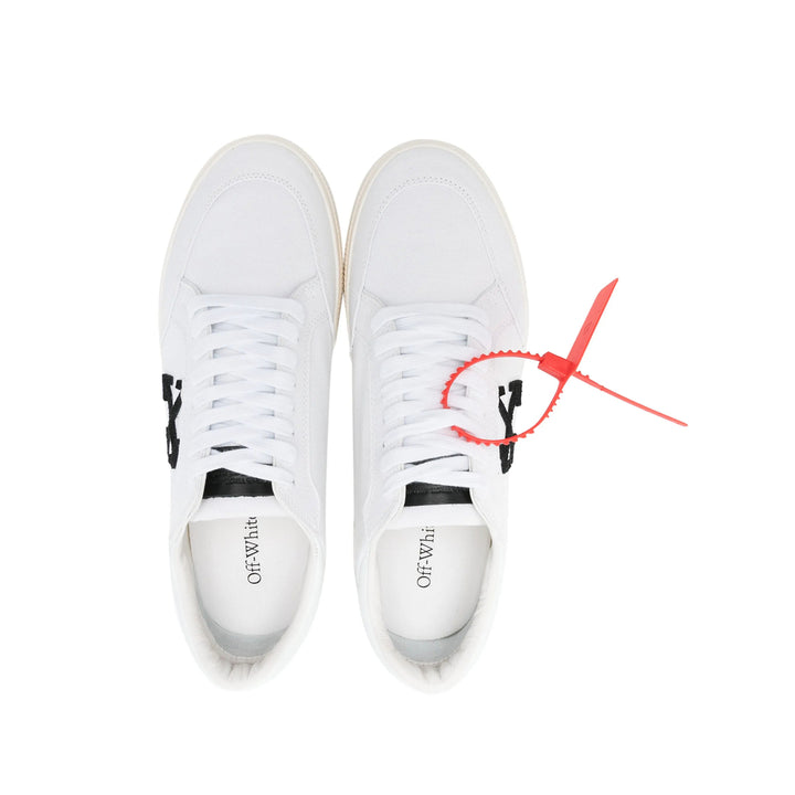 Off-White Sneakers - White | d1a15ccc1e5412639027e4cf369d157d6571bb95