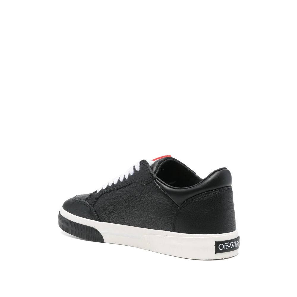 Off-White Sneakers - Black | dc998309d89351bb9c157f0b33af80a7877d8f01