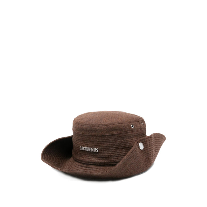 Jacquemus Caps - Brown | a4ceb19b3a3bdd73e337dbaa51377deddf53829e