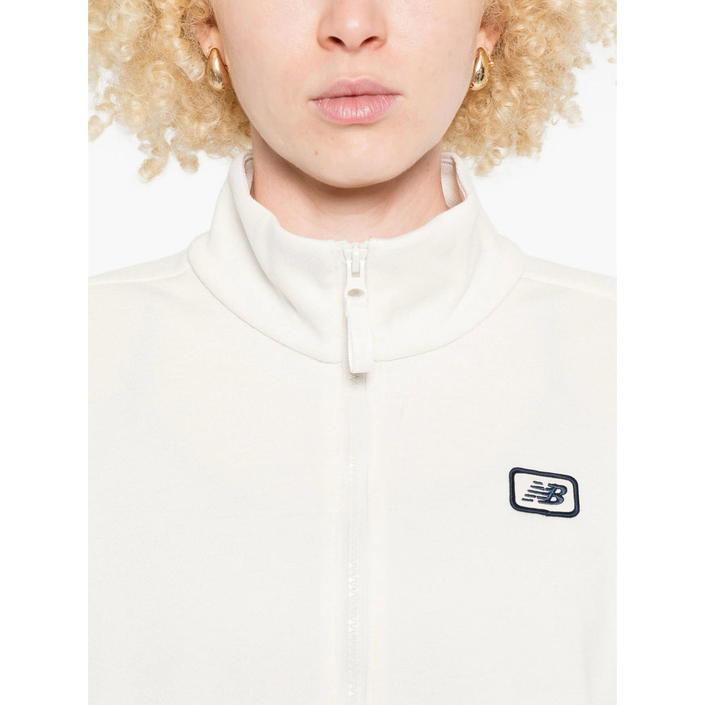 New Balance Outerwears - White | e9610c70085001066b00f8d2f2a6783812890e22