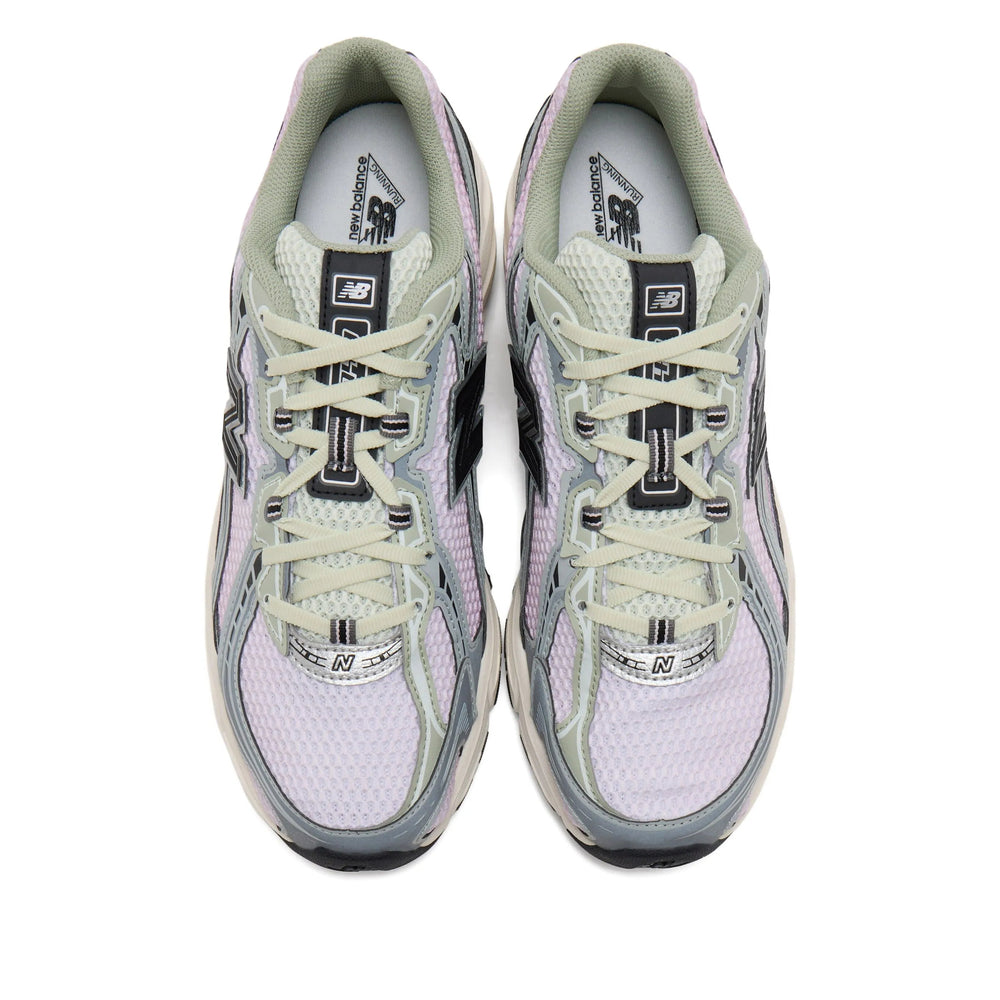 New Balance Sneakers - Pink | fcf4636bc2c877bc124be08e65b562f826df85c9