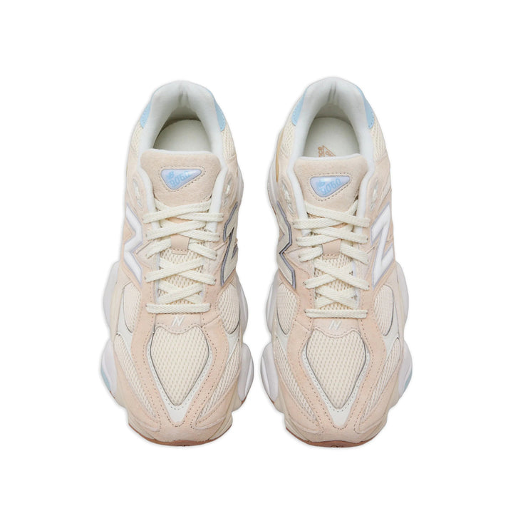 New Balance Sneakers - Neutral | 2206d13799d31ecdcb2686469f3ea792e18079f8