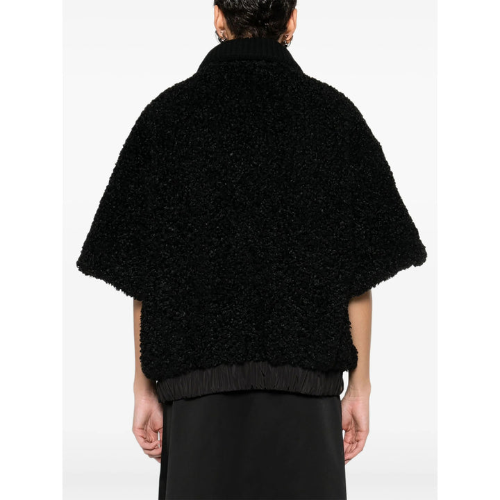 Moncler Capes - Black | cb1f5c143f5ddb50bc5691cba4b59b8e1e796ddc