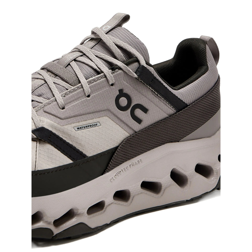 On Running Sneakers - Gray, Black | f3e8d5db091ecd468c32913d731432bf4f532f30