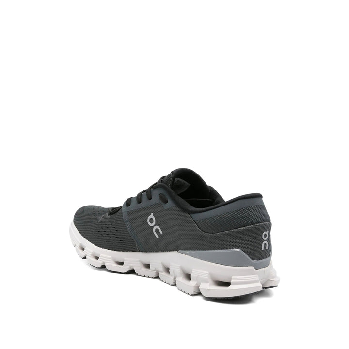 On Running Sneakers - Gray | d642135687f0438df9e7eb59a833516e9ed40989