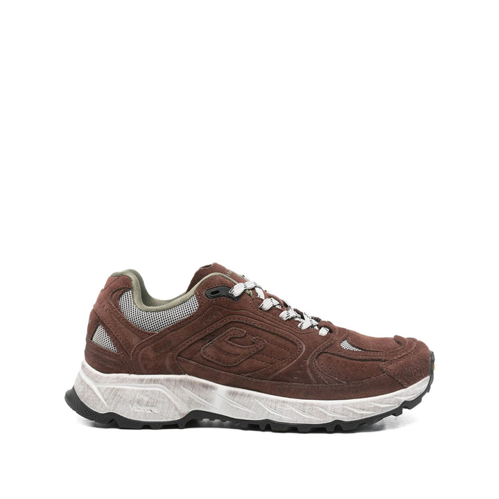 Low Classic Sneakers - Brown | e58f8368e04237ca77f5b095e8a38aa75f9125ae