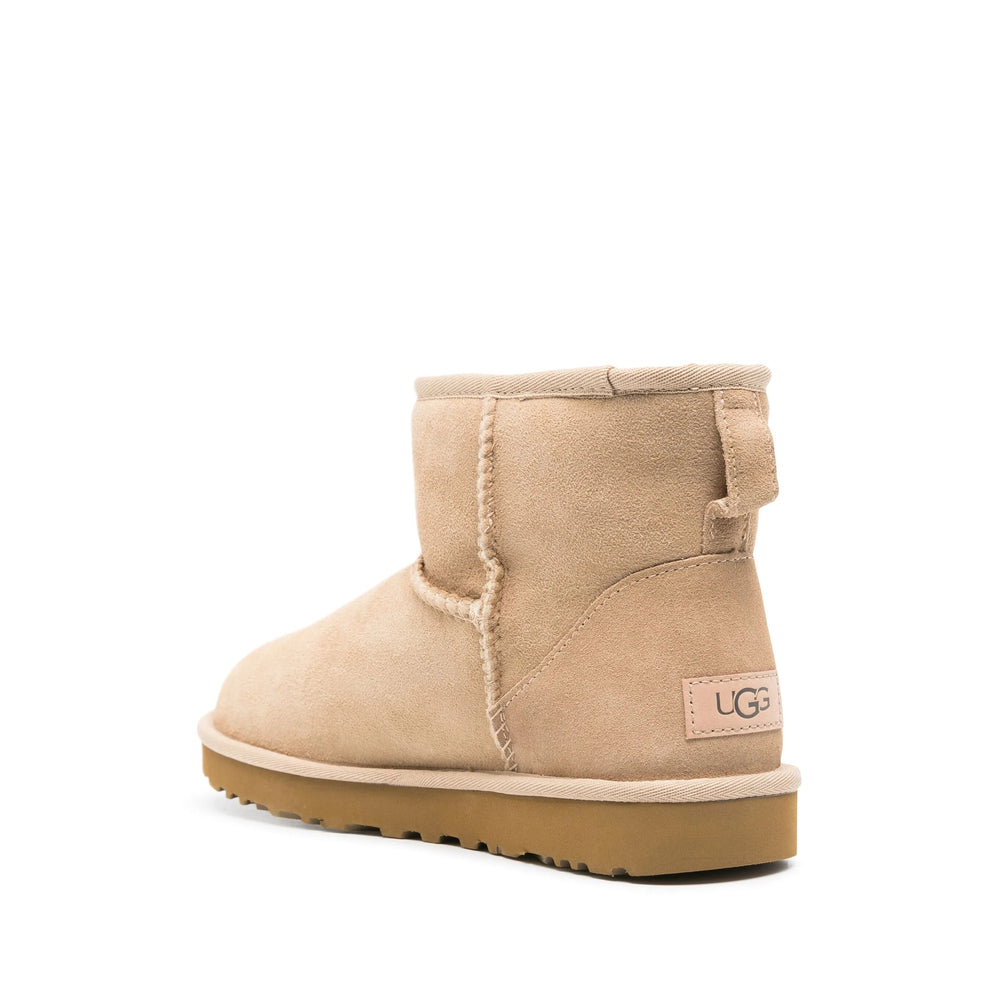 Ugg Shoes - Brown | 3d1c9eeb4b86065c12cc4a7383badc30c8b0cb01