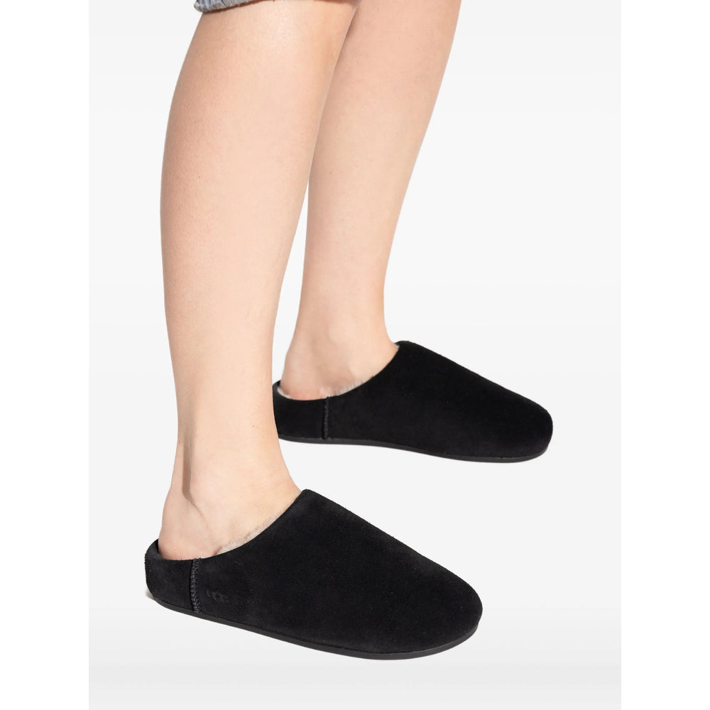 Ugg Shoes - Black | 05046293b50e7362bca39f99894384c7559b37b3