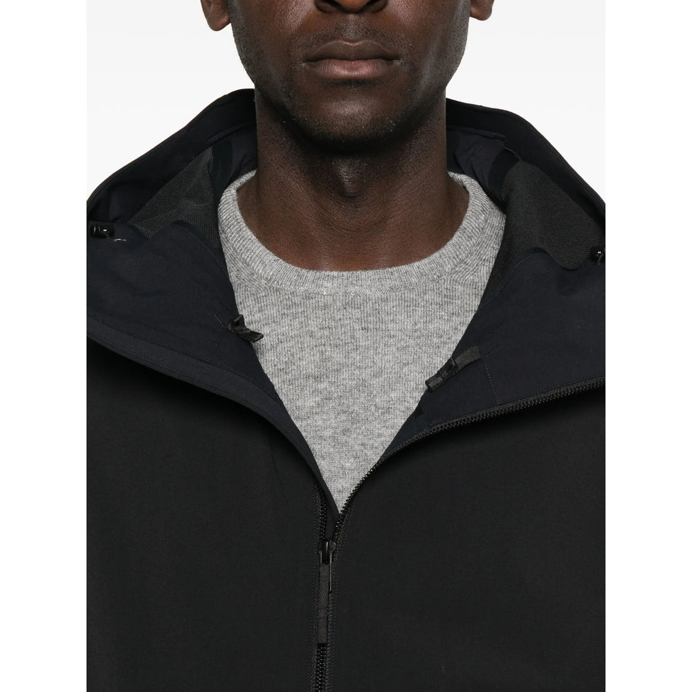 Veilance Outerwears - Black | 575c0700455d8c7cc1adaa8af885f5e0d8458436