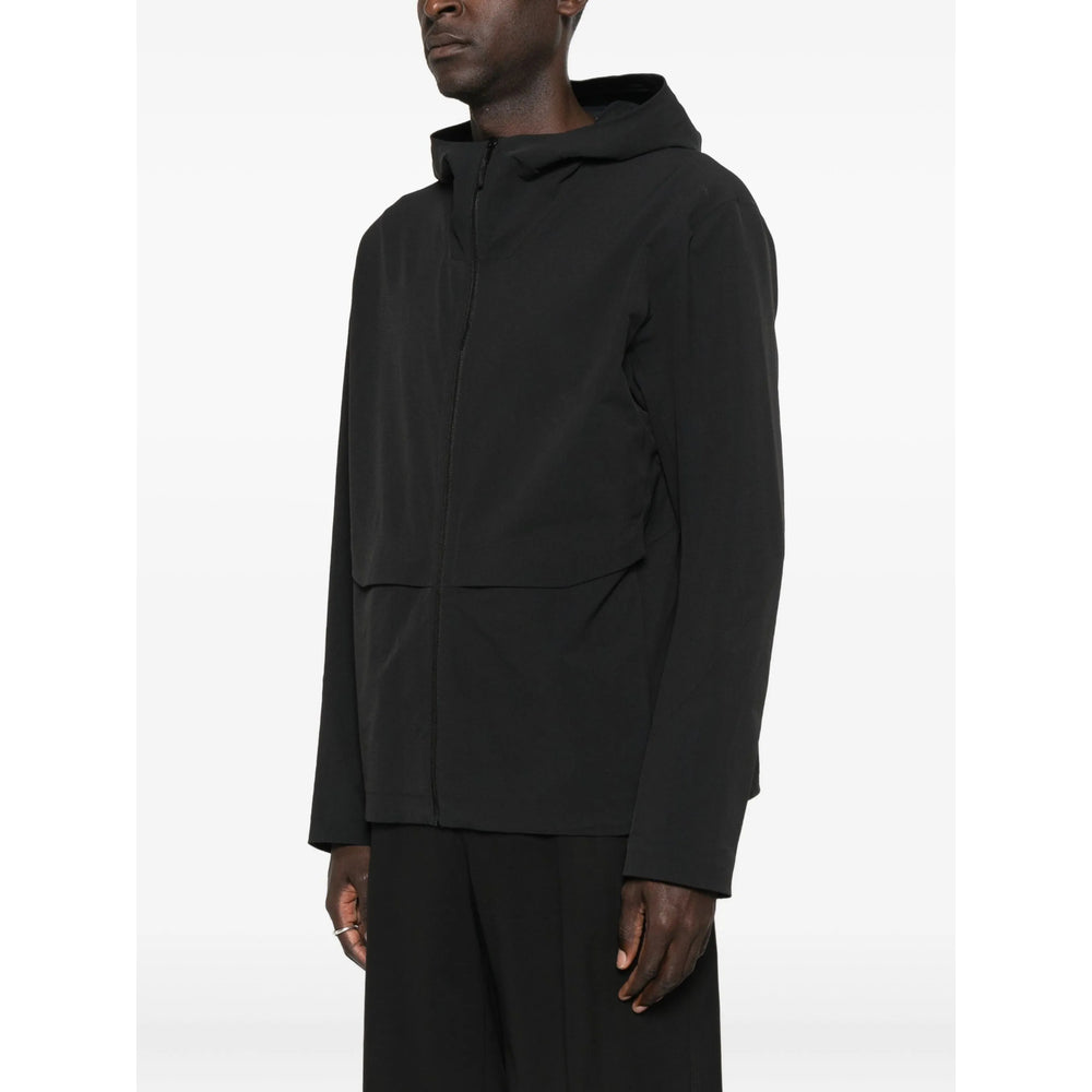 Veilance Outerwears - Black | cd5583a07c5431798fb6bc5f62d59adf18beb6d8