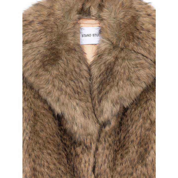 Stand Furs - Brown | d57ec859cf426347f738a1b31a4b9965819ee744