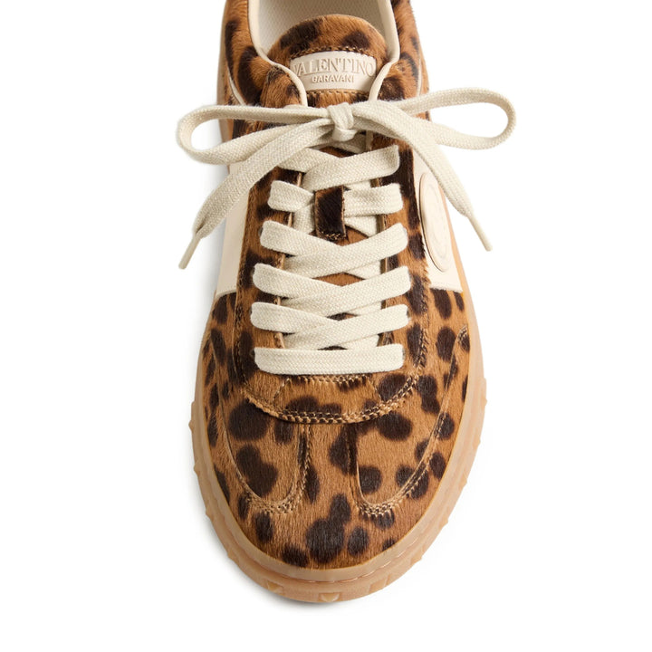 Valentino Garavani Sneakers - Brown | 37525e03af4b7a0b171c21211bb57d85afada98e