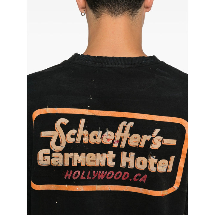 Schaeffer'S Garment Hotel T Shirts - Black | c7d014a956ad0ccfffd39053bef854c43726fdc2