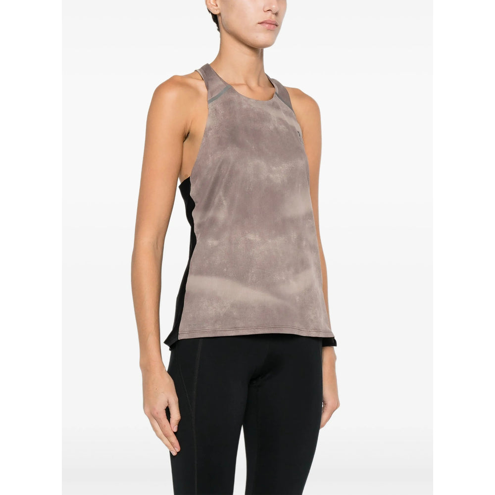 On Running Tops - Neutral, Black | 1435a8ce2318f5731ffcafd860b77bf3e67fc9b0
