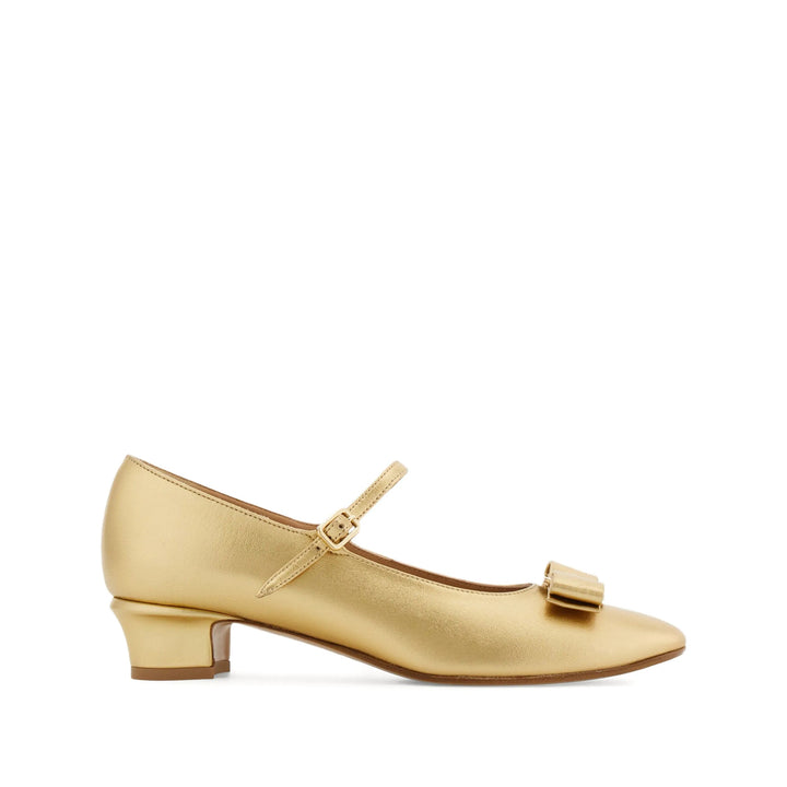 Ferragamo Shoes - Gold | eec3a14c3facbba648fda717e305e0d403759ecb