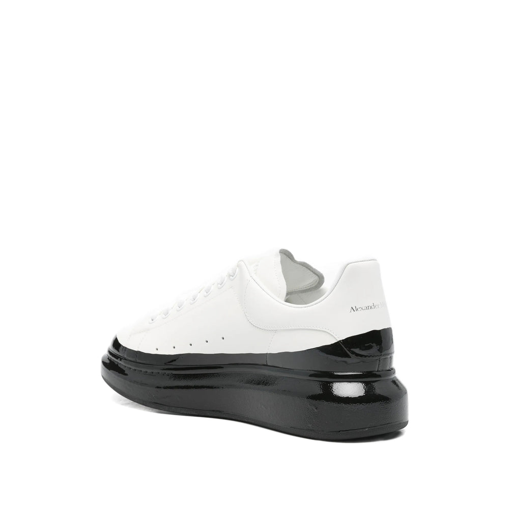 Alexander Mcqueen Sneakers - White, Black | 2074495a349b3822a48f5bf30e3ed6c68a55c948