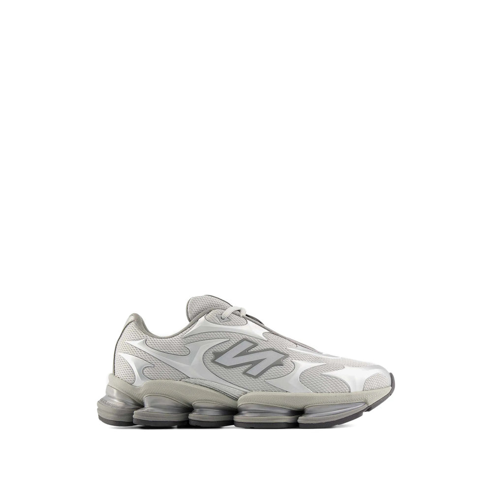New Balance Sneakers - Silver/Grey | 42b05b524f6c18806323cf1aea072e66530847ff