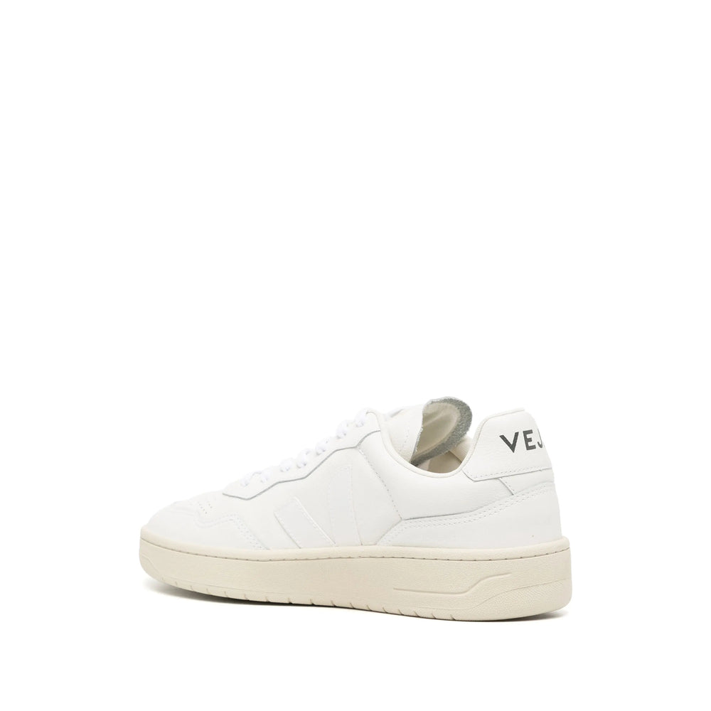 Veja Sneakers - White | bb4f02ec97b6ad6c56aebc9e842c4b5e5c71fac4