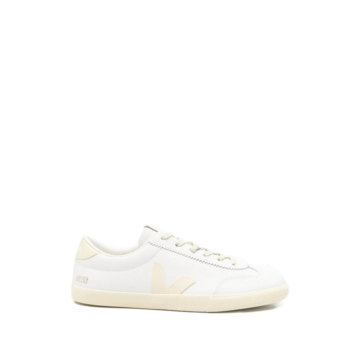 Veja Sneakers - White | 7d57b53323e5a99f43b4a78ac31e808200a7d51e