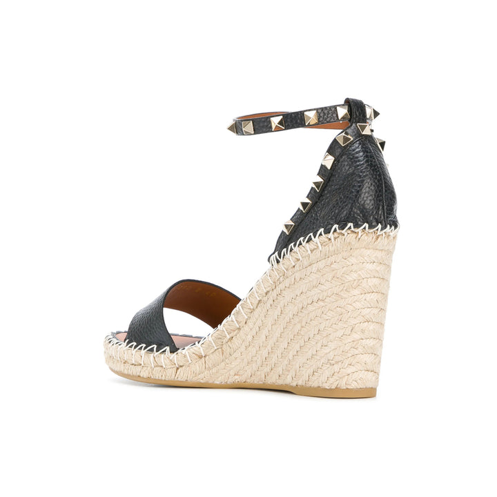 Valentino Garavani Shoes - Black | ee33de0dc61e27d6352a1aebce9663c14735db85
