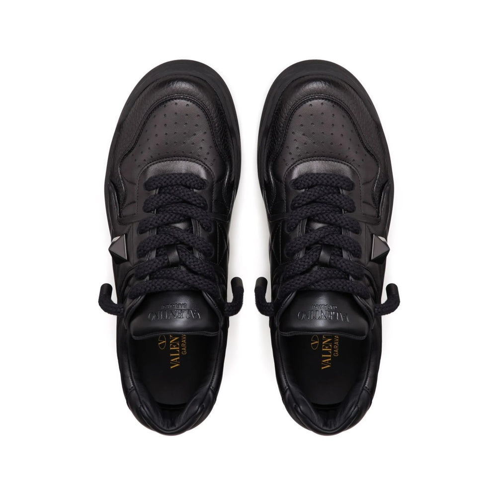 Valentino Garavani Sneakers - Black | c11b0af14d5836049f41c8e74db31433efe2dd04