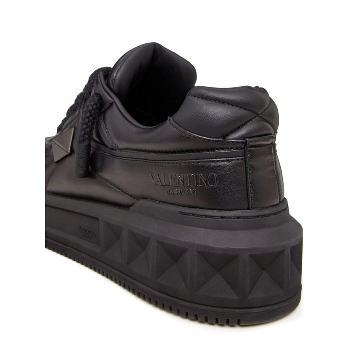 Valentino Garavani Sneakers - Black | ae81938c0d5eee782a48854c4b0cf24c256c1211