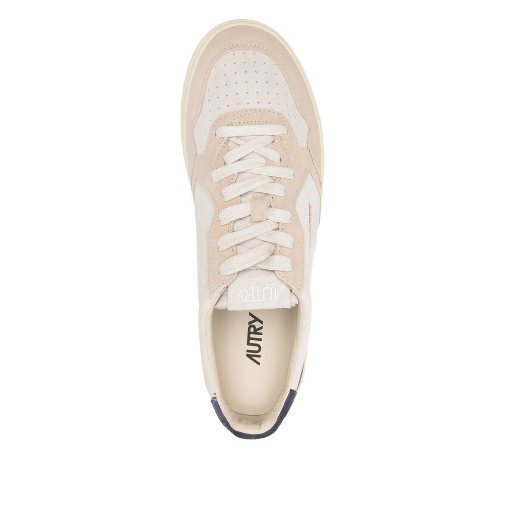 Autry Sneakers - Neutral, Blue | 58e9cde6d49e40843c4bc74934cf93a0bcab2e81