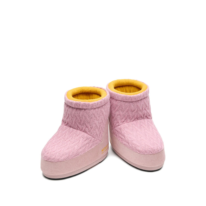 Moon Boot X Guest In Residence Shoes - Pink | 10da6e7e995336ac1730e08c3c1d079edabff9a0