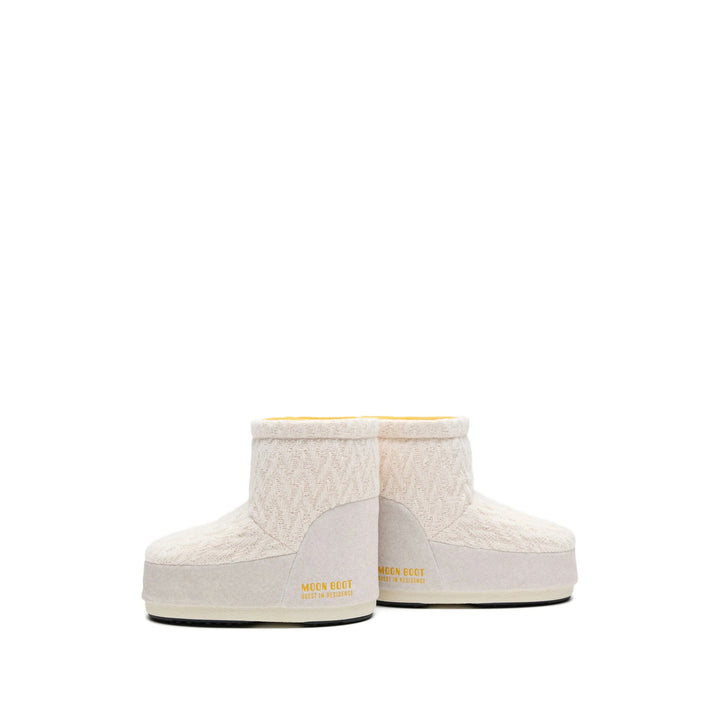 Moon Boot X Guest In Residence Shoes - White | afa6d058c672f88fca8139c324bc217083a8ca6c