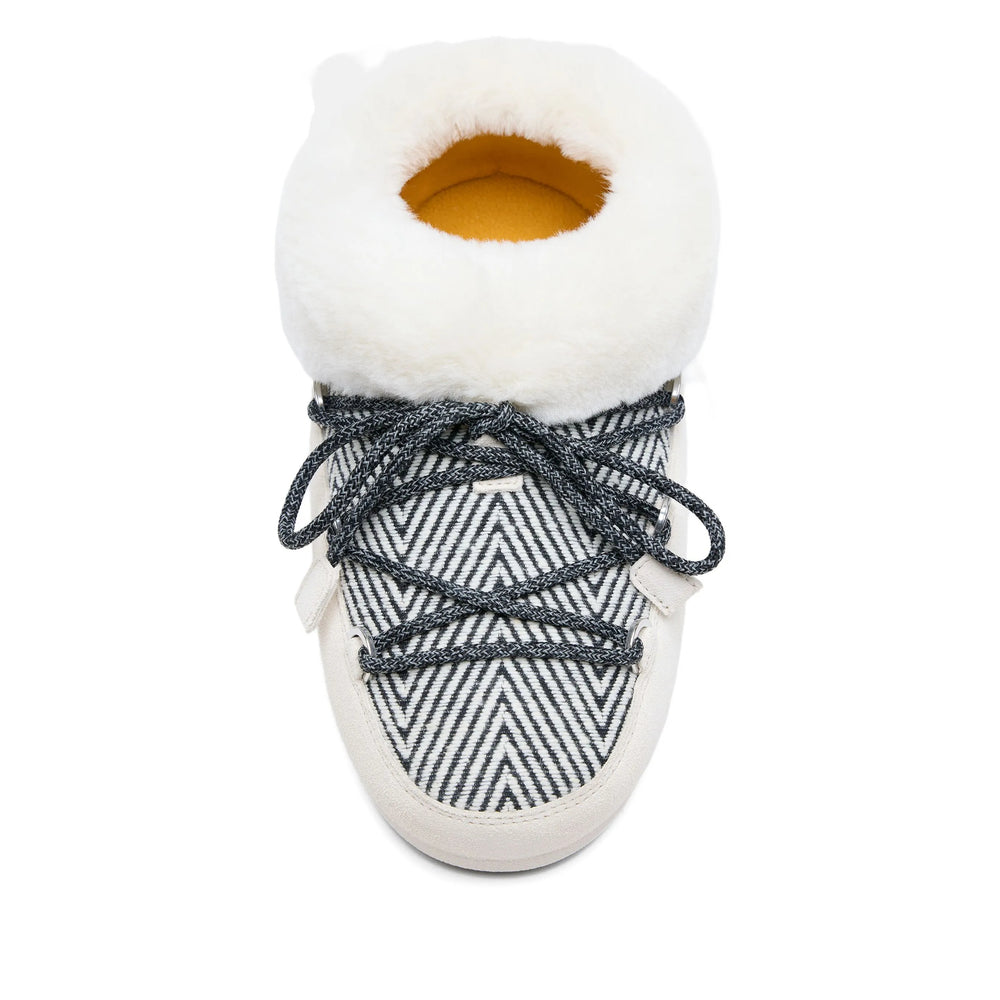 Moon Boot X Guest In Residence Shoes - White, Gray | 7dfd2f11e6f59a6dbf623a5087bc7458f527b517