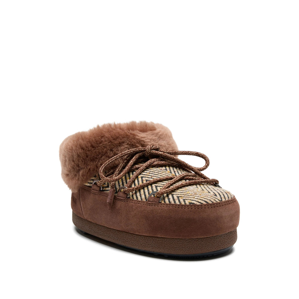 Moon Boot X Guest In Residence Shoes - Brown | ab35e904f7350dd9bf4efe3a88936da275c47c15