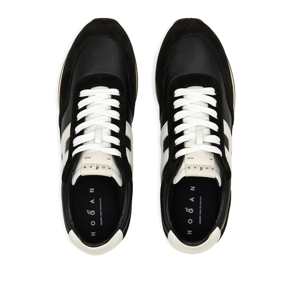 Hogan Sneakers - Black | 9bdbeb02b0ea52760f0e69b0c46b5150696ce88b