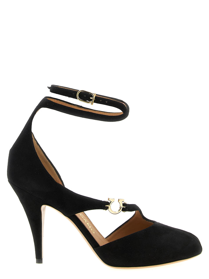 Ferragamo Molly Sandals - Black | 6a74047f8ba3bc81f76df8d6b379181433e2a6d7