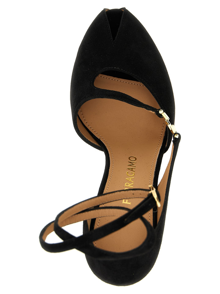 Ferragamo Molly Sandals - Black | ea2f168a1eead32a1fac3a2b9a5a2b58ebe4b9b9