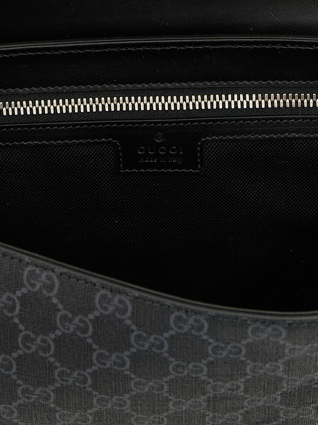 Gucci Gg Crossbody Bags - Black | aaeb0393d464e5e7f8b77335a2671ce44779d9d6