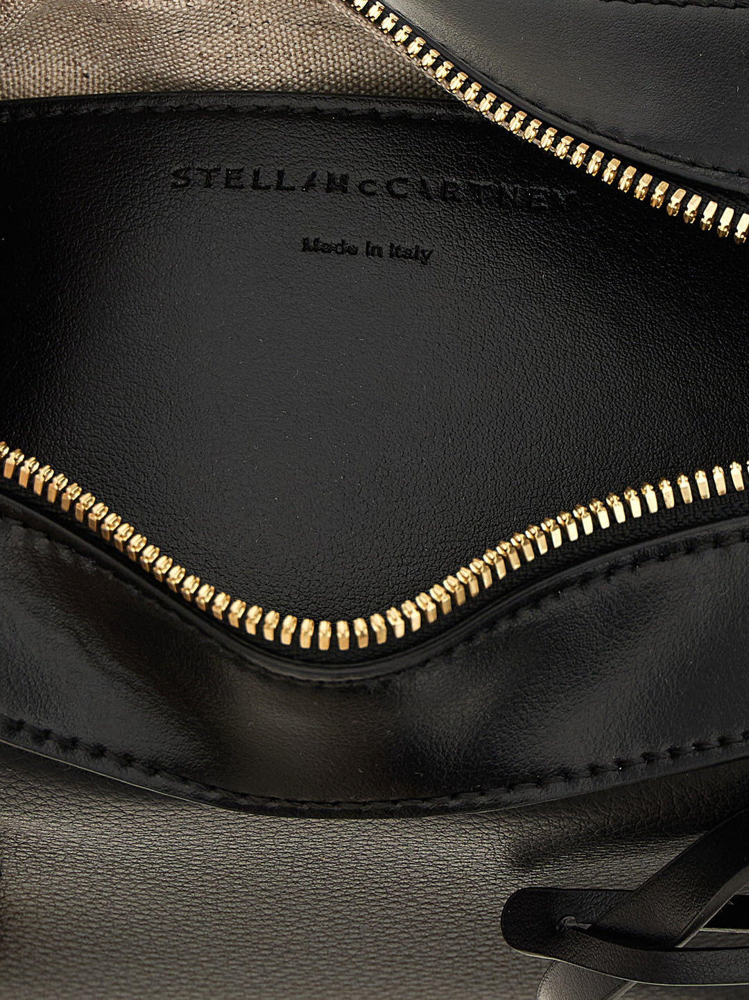 Stella Mccartney Stella Ryder Crossbody Bags - Black | a0f560d0e8560fb84299540d4c4852f96becf693