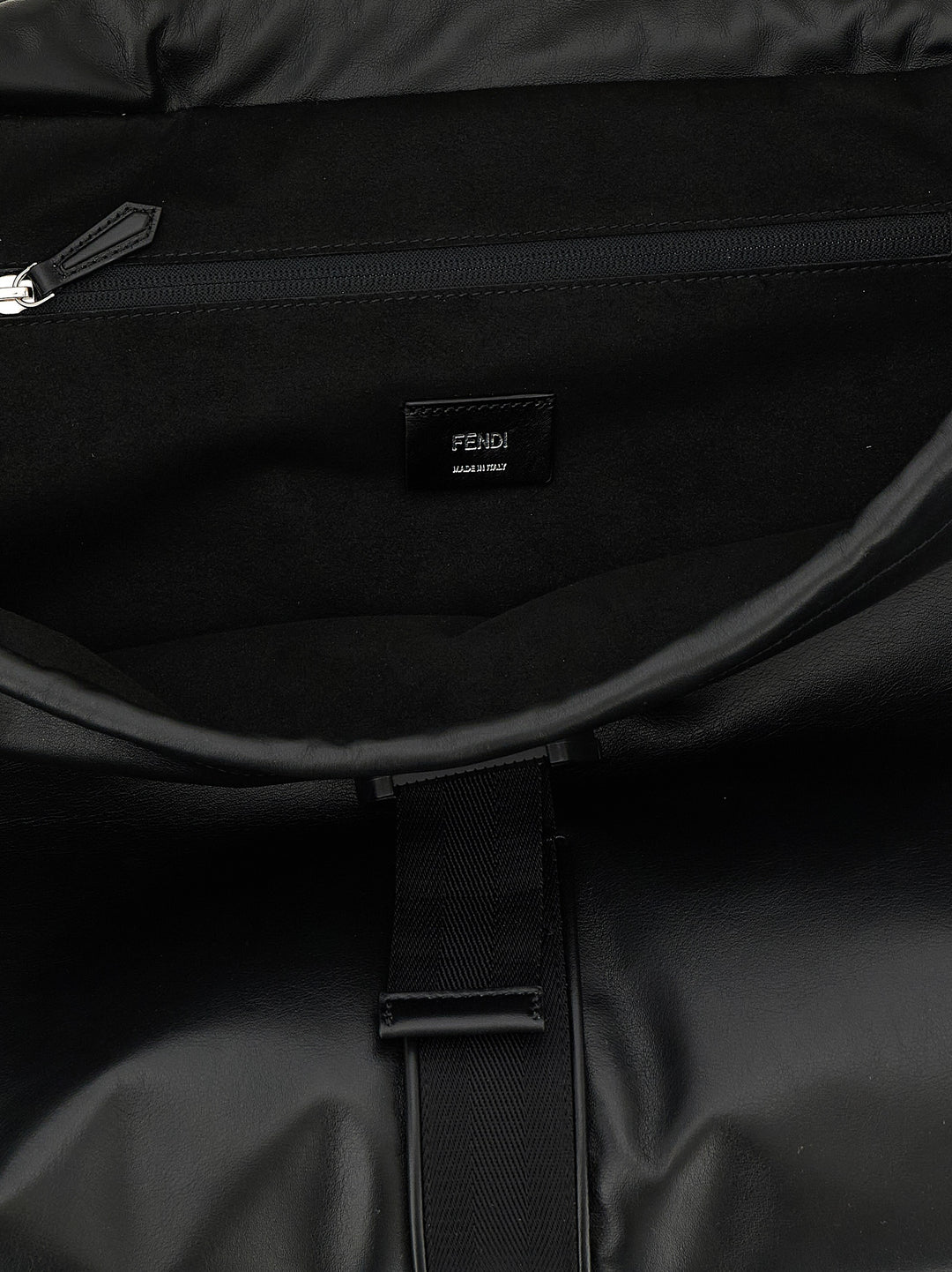 Fendi Fendi Flux Shoulder Bags - Black | abc251ead19a699f2ad8028e598ccb54e6abb47b