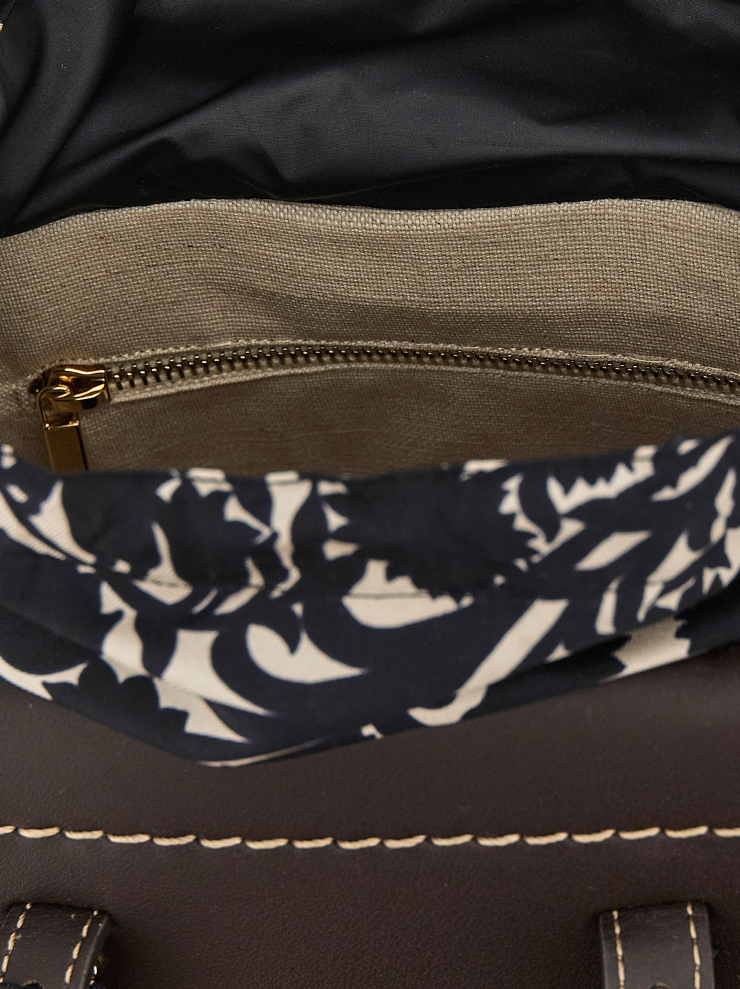 Cuba Lab Habanera Silk Hand Bags - Black | 87e753439504d2a788d6ee578b37700bd299be5f