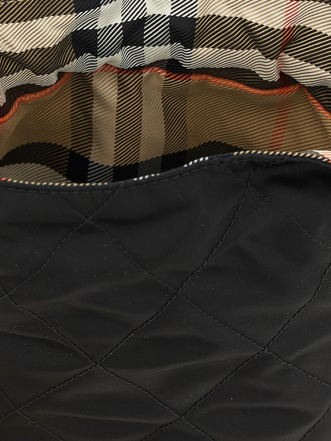 Burberry Horseshoe Clutch - Black | 371545b1df216e8272d1f3ad2804370d528265af