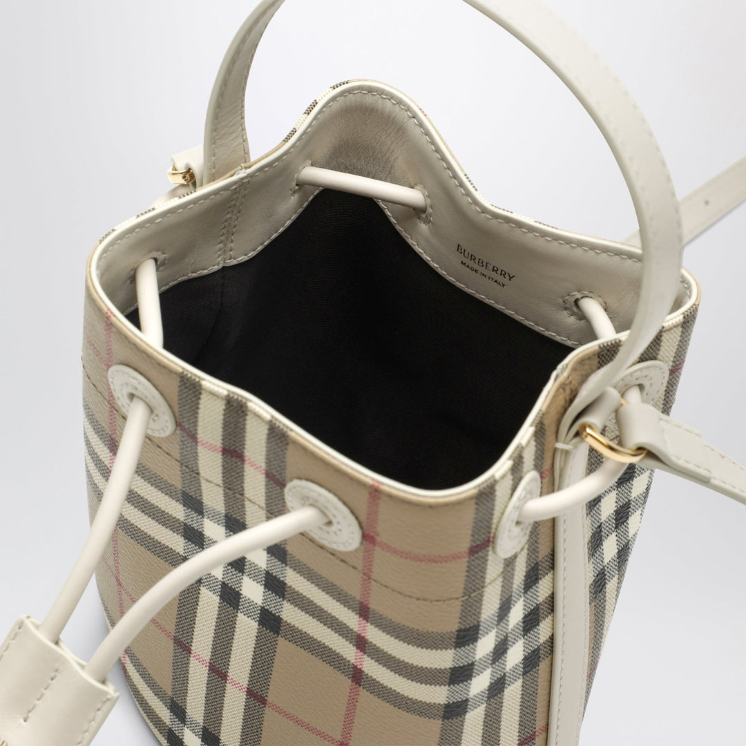 Burberry Apparel & Accessories - Beige | 490e2479a98f9e6935a0faa637c8f15aa6634ee3