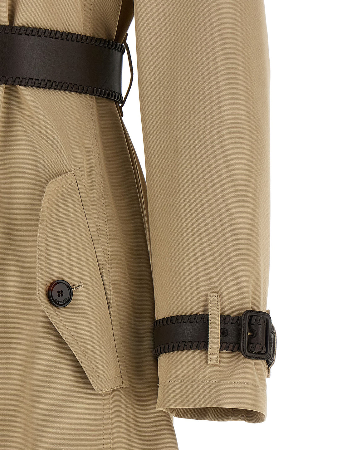Burberry Foxfield Coats and Trench Coats - Beige | 07c5700101c9f6c53ce26ceb970d3baed7458aab