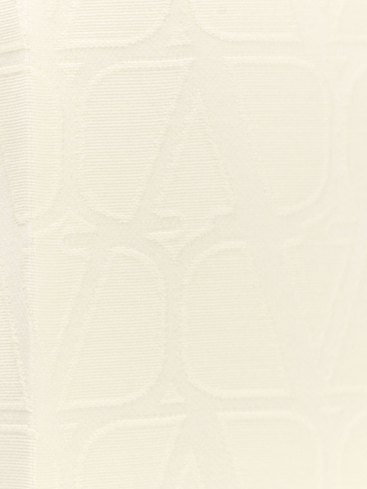 Valentino  - Light and natural | 90de971848e93efbbd75f6d8bba5044b9349ab39