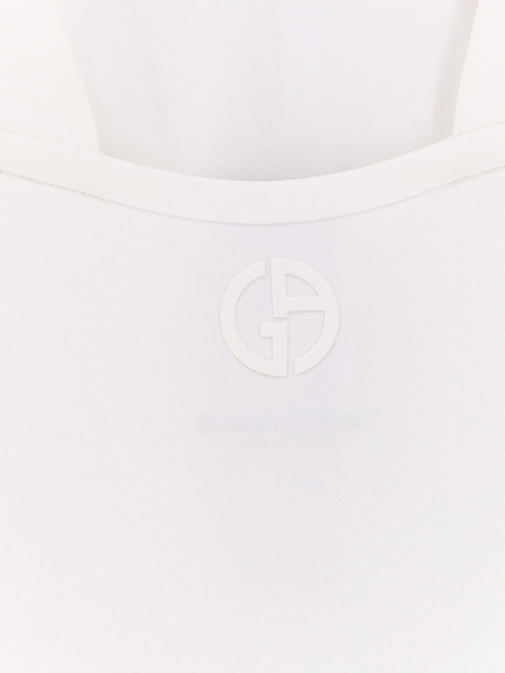 Giorgio Armani Sea clothing - Light and natural | d665c63615aeacd18ccc6cb134d886c6449bd113