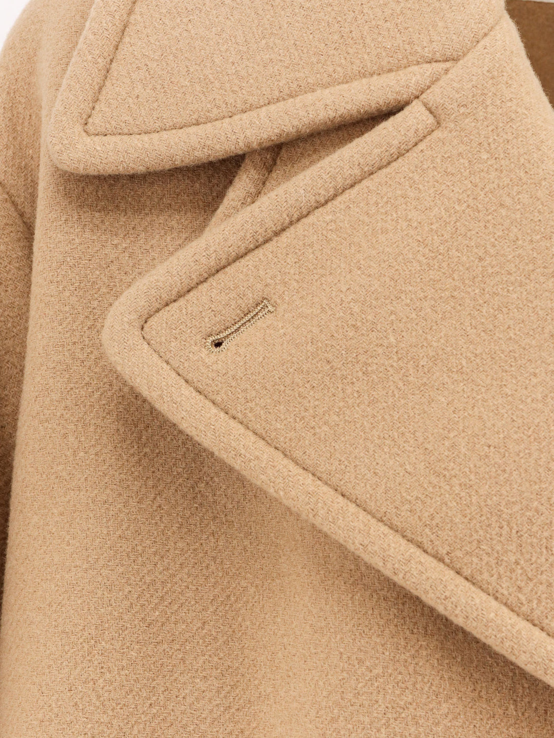 Chloè Coats - Light and natural | 38961f3ad24fffcd5228ff629530321922ff468c